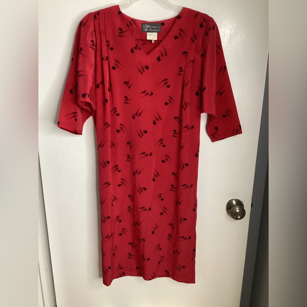 Vintage Red Midi Dress with Black Abstract Motif 4P